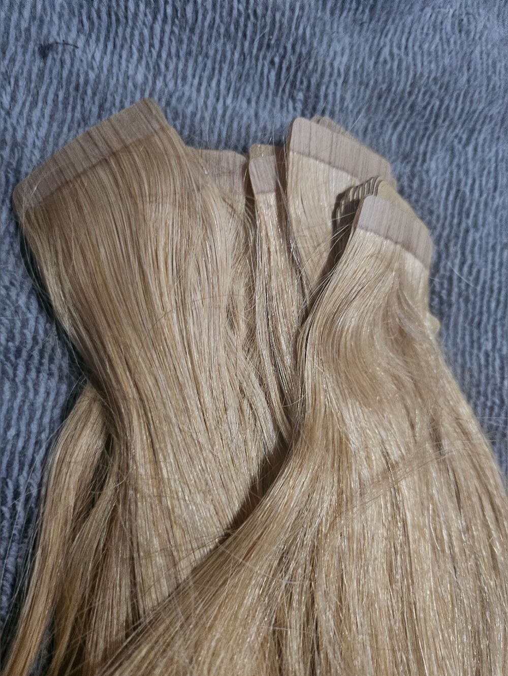 Bellami Lux Invisable Tape In Extensions 18 Inch Whole Head - Picture 2 of 4